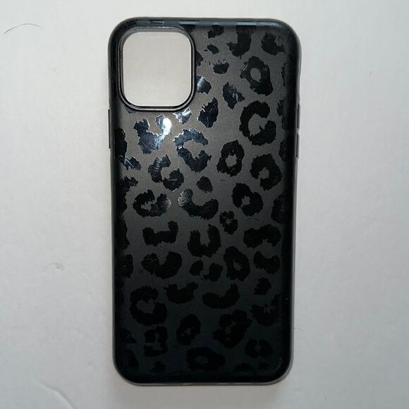 Velvet Caviar Phone Case 11Pro Max - Picture 4 of 6